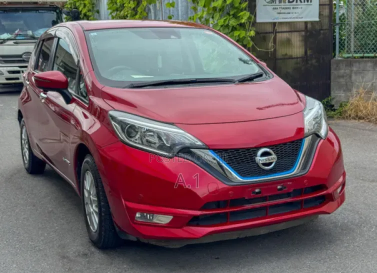 Nissan Note 2019 Maroon