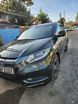 Honda Vezel 1.5 Hybrid 2WD 2016 Green