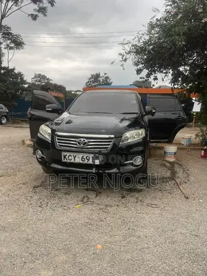 Toyota Vanguard 2013 Black