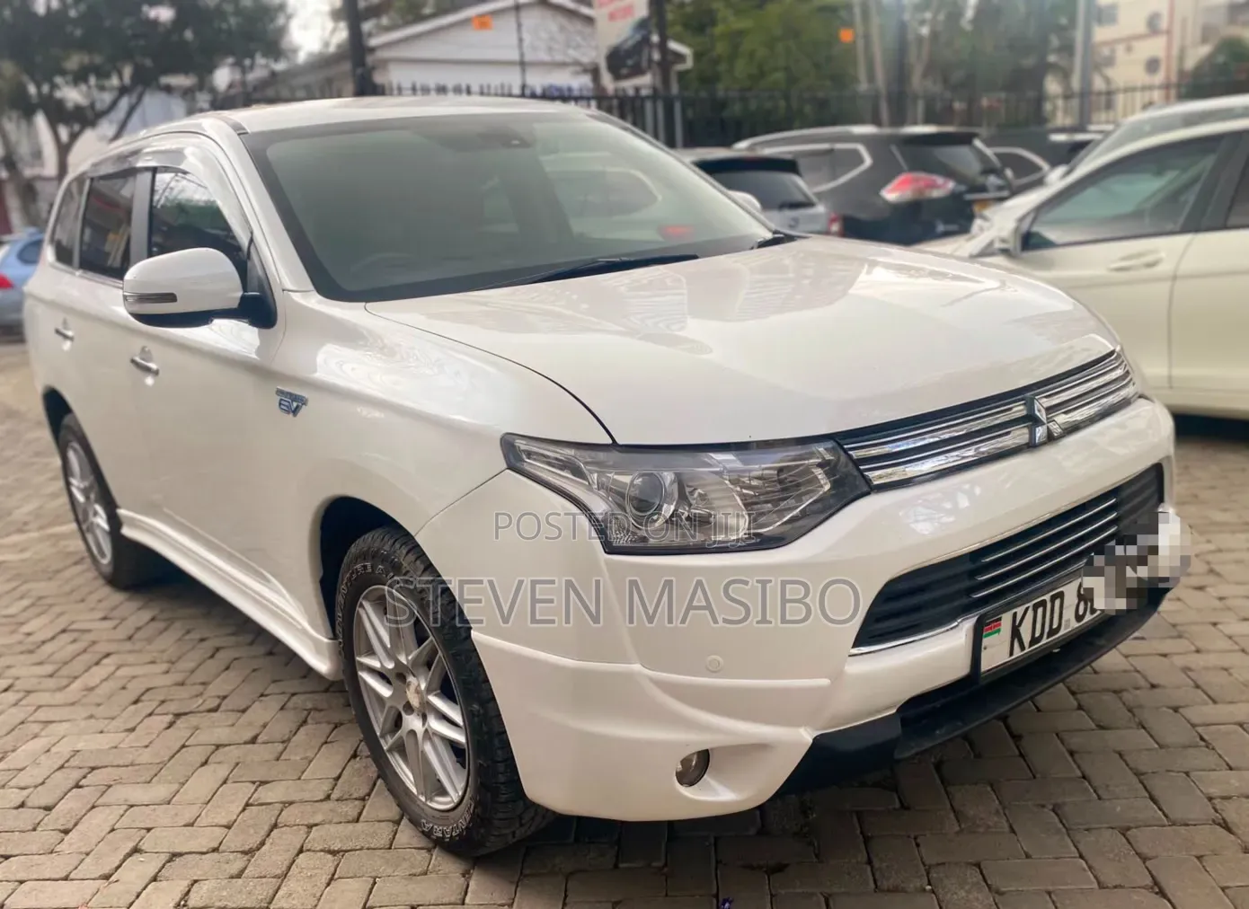 Mitsubishi Outlander 2014 White