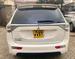 Mitsubishi Outlander 2014 White