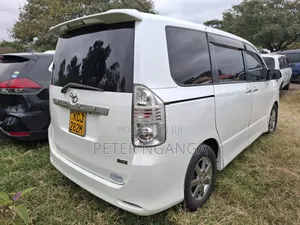 Toyota Voxy 2011 White