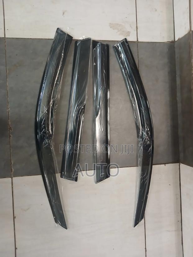 Toyota G Touring Window Windbreakers | Rain Guard Visors