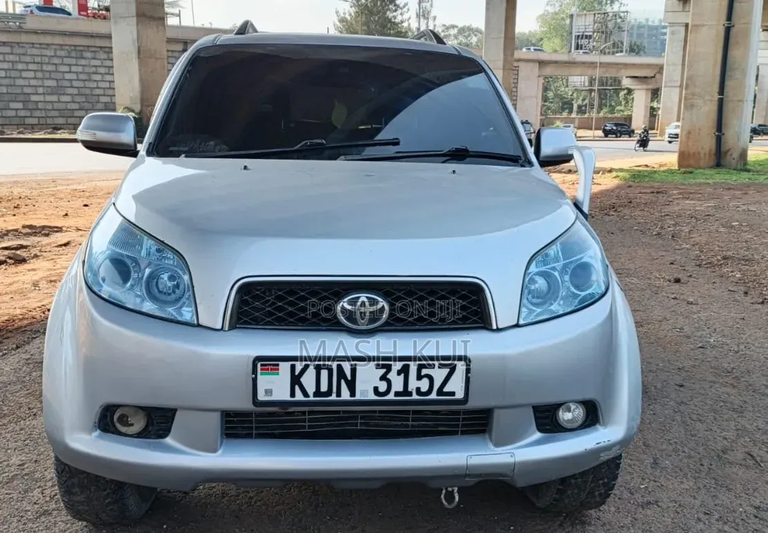 Toyota Rush 2008 Silver