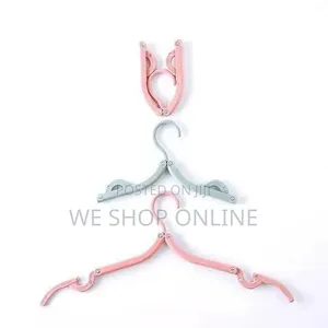 Multicolored Retractable Clothe Hanger