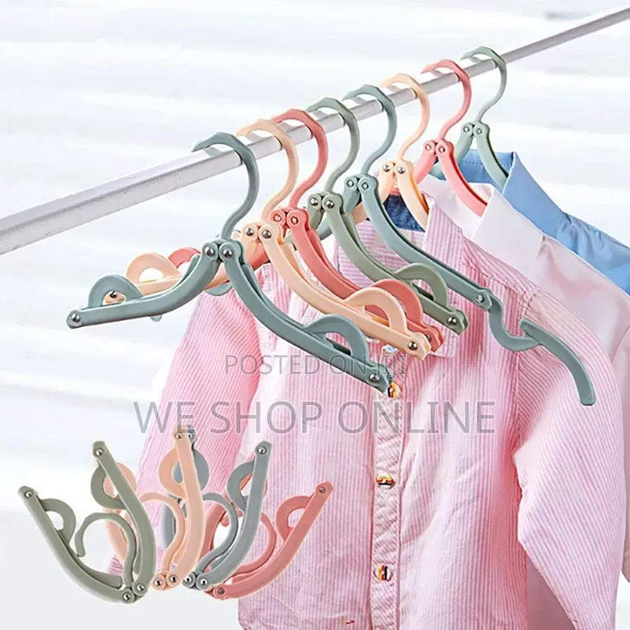 Multicolored Retractable Clothe Hanger