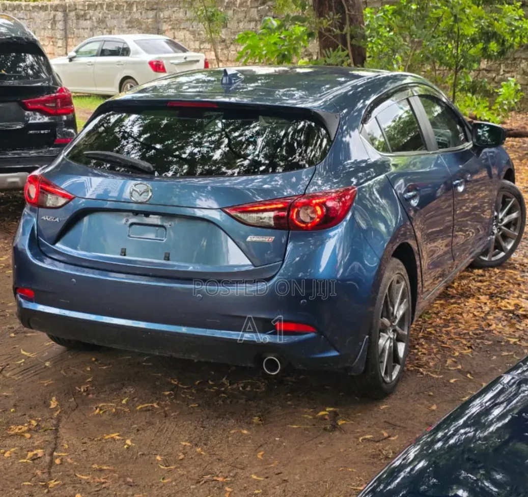 Mazda Axela 2019 Blue