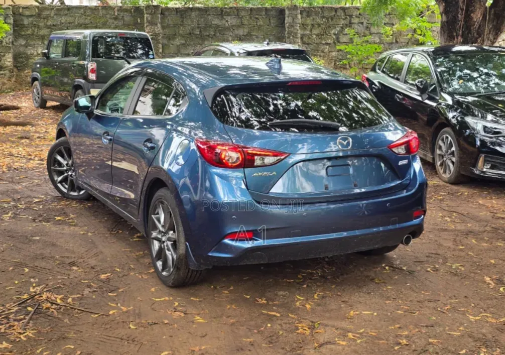 Mazda Axela 2019 Blue