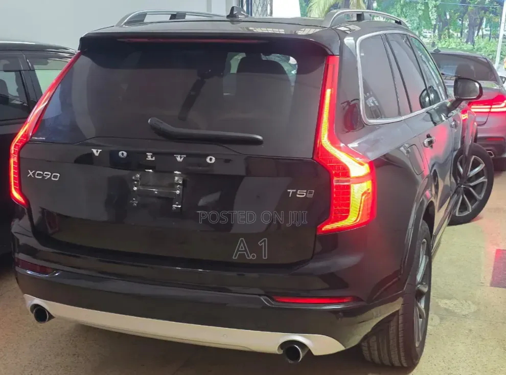Volvo XC90 2019 Blue