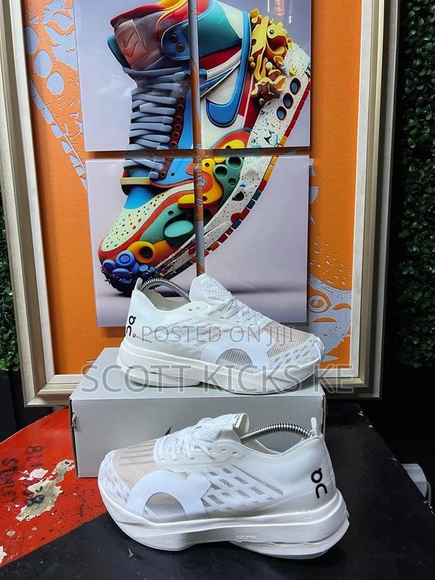 Cloudboom Strike Mesh “Qc”
Sizes:39-45