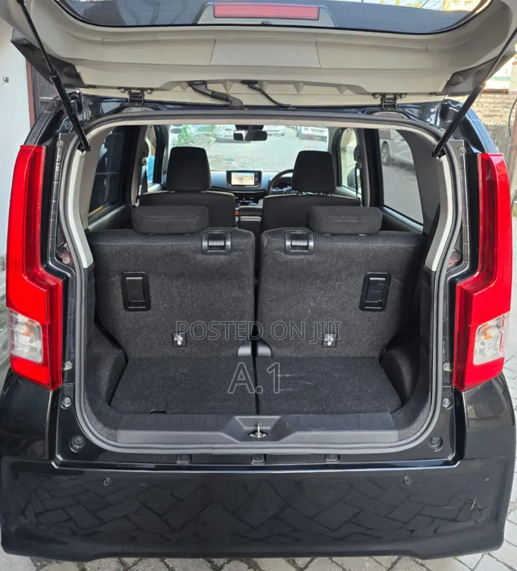 Daihatsu Move 2019 Matt Black