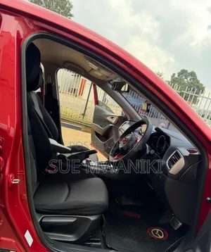 Mazda Axela 2017 Red