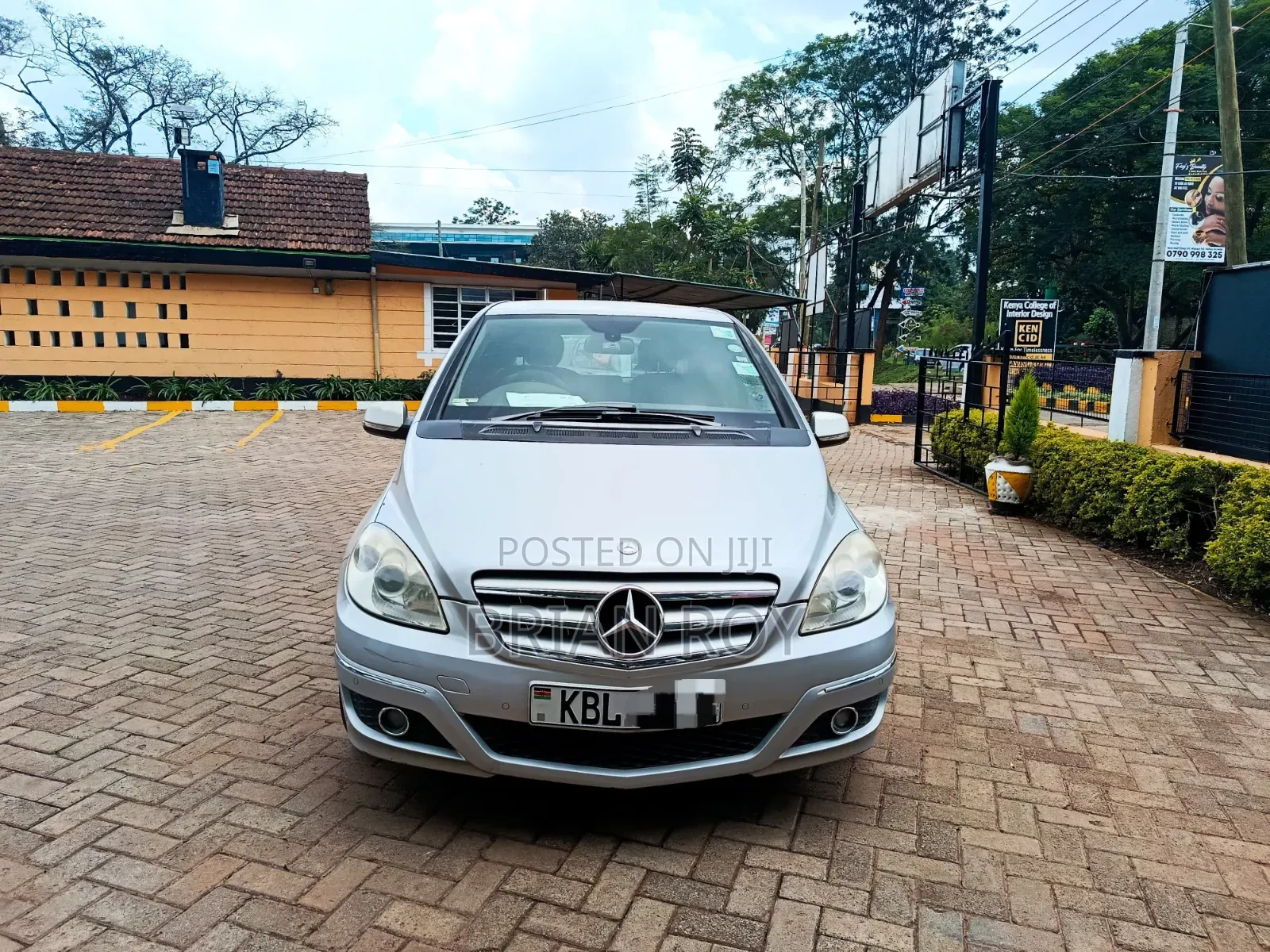 Mercedes-Benz B-Class 2009 Silver