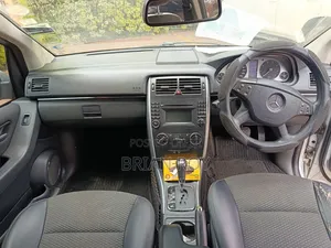 Mercedes-Benz B-Class 2009 Silver