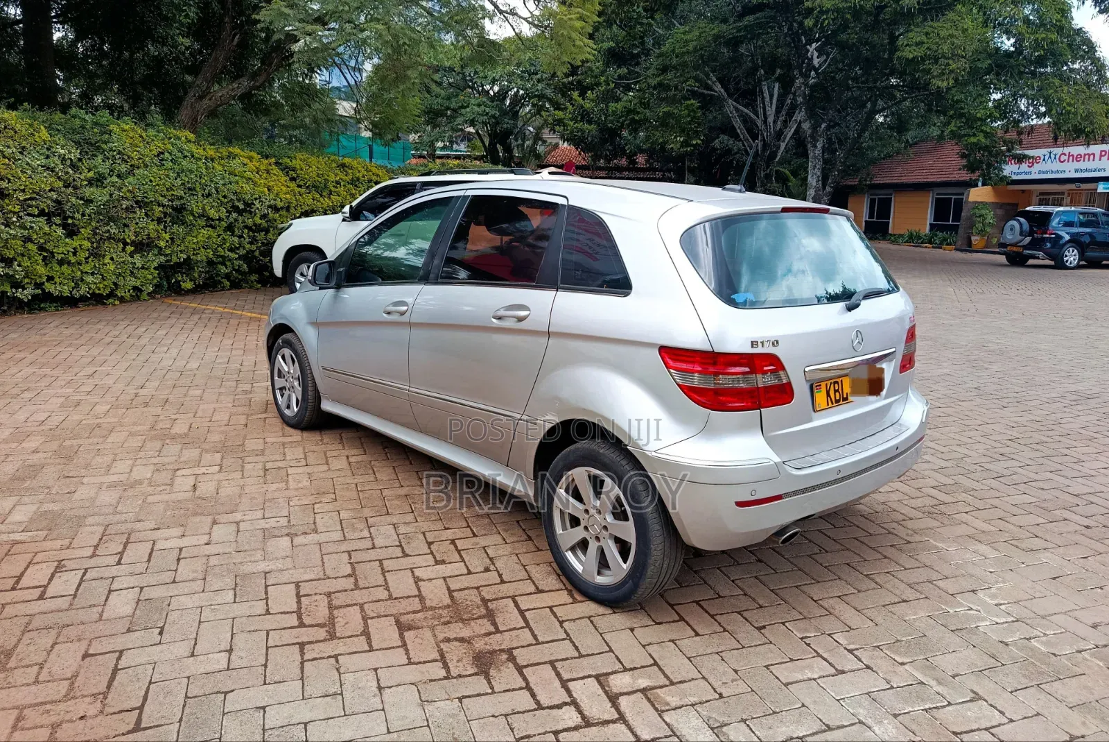 Mercedes-Benz B-Class 2009 Silver
