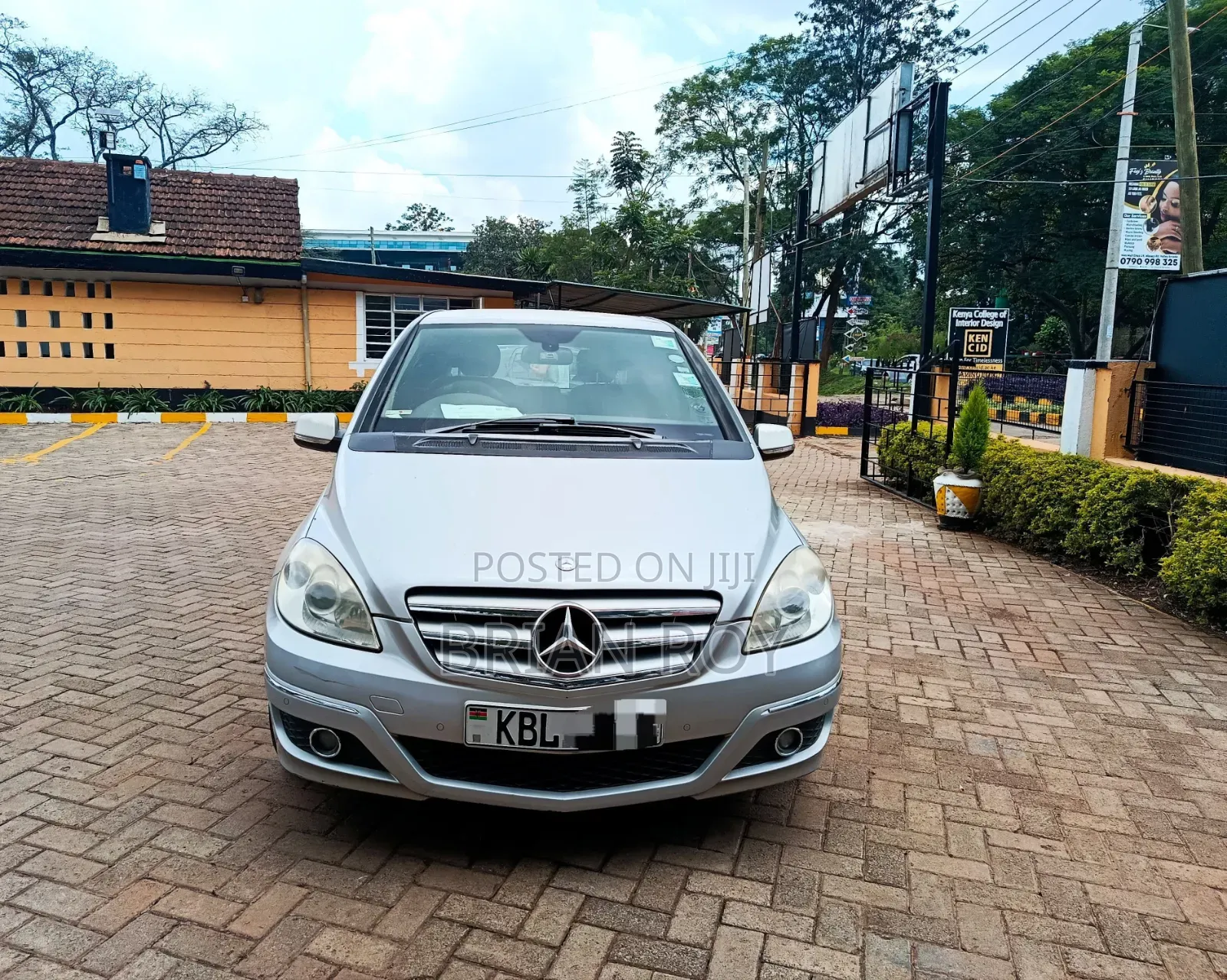 Mercedes-Benz B-Class 2009 Silver