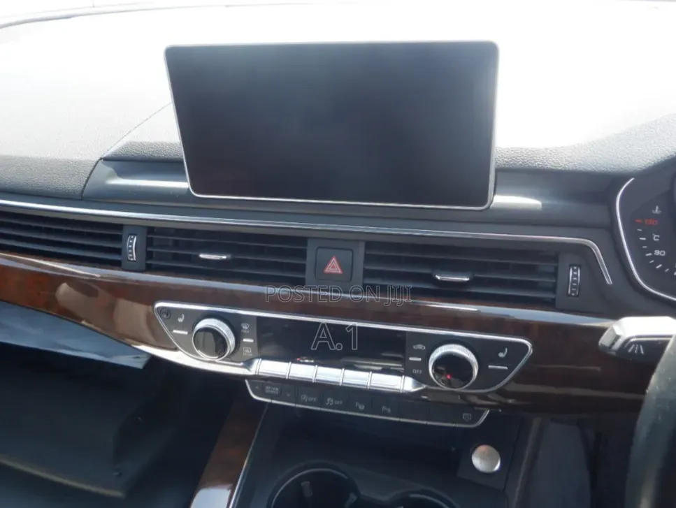 Audi A4 2018 Pearl