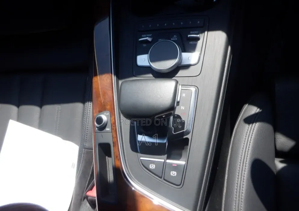 Audi A4 2018 Pearl