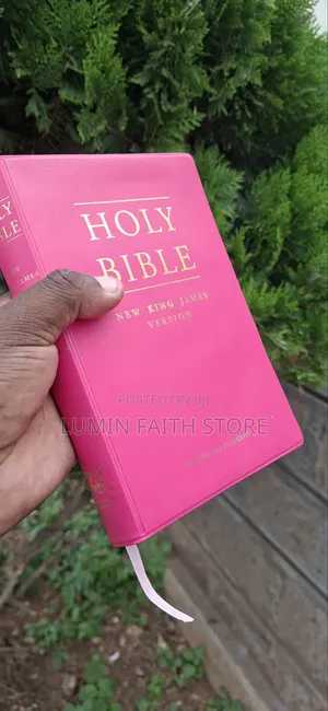 New King James Bible Version (Pink)
