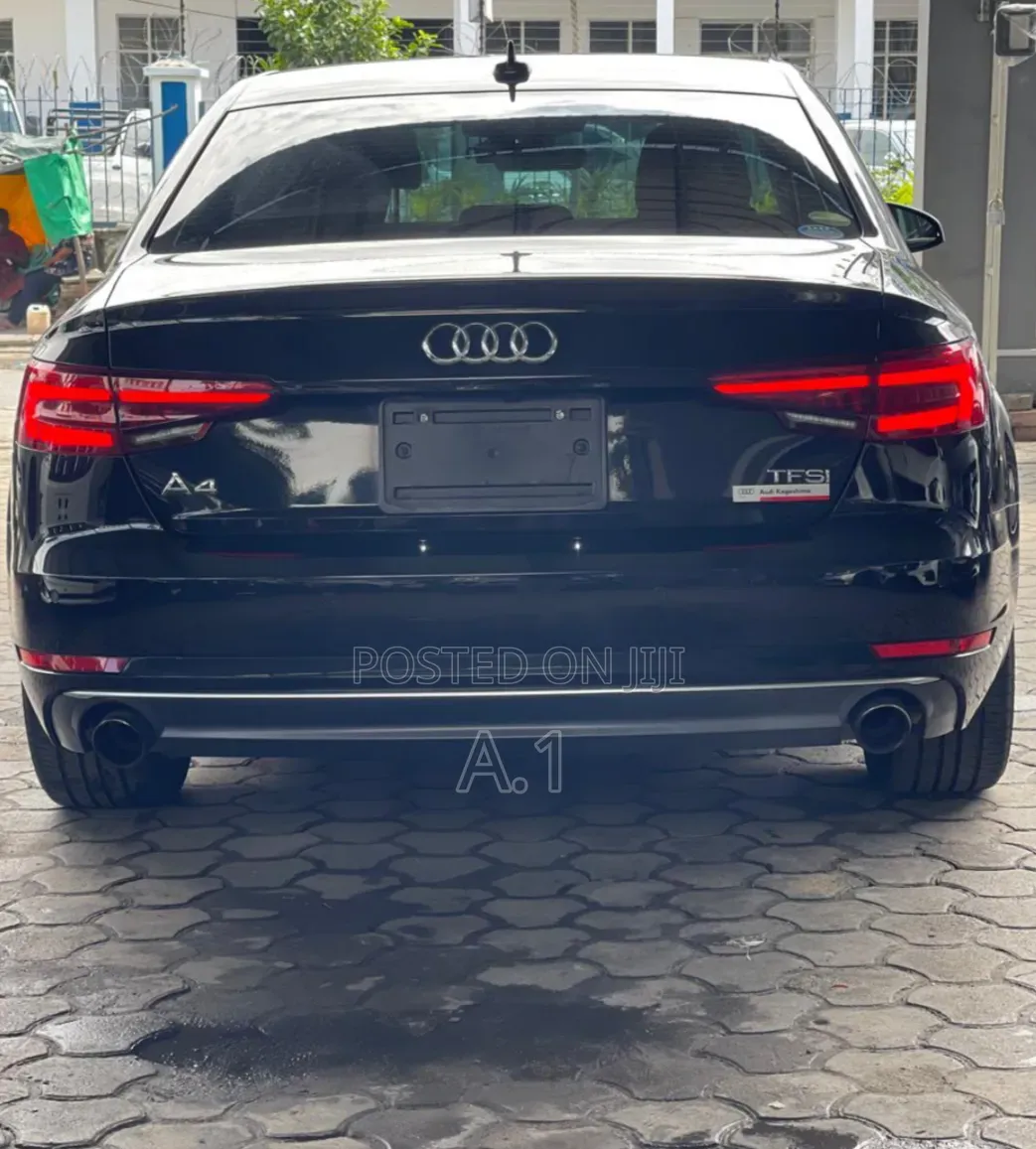 Audi A4 2018 Black