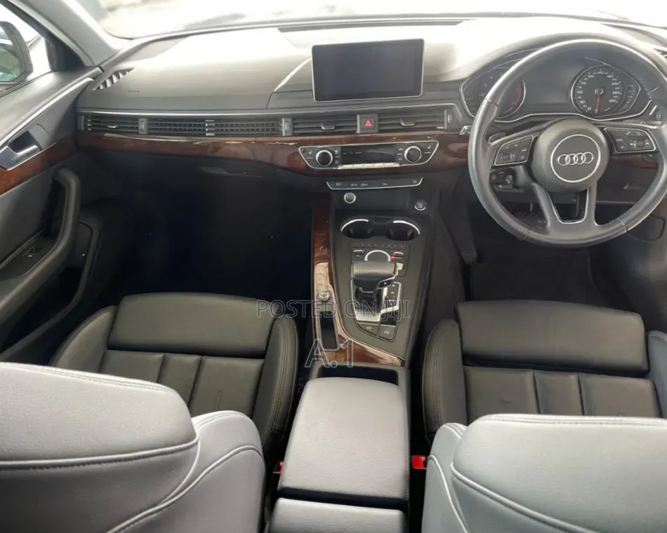 Audi A4 2018 Black