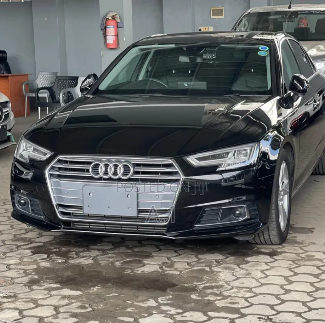 Audi A4 2018 Black