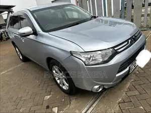 Mitsubishi Outlander 2013 Gray
