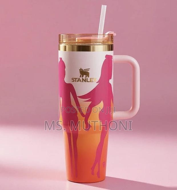 Every Day Is a Barbie Day Limited Edition  Stanley Cup - thumbnail 3