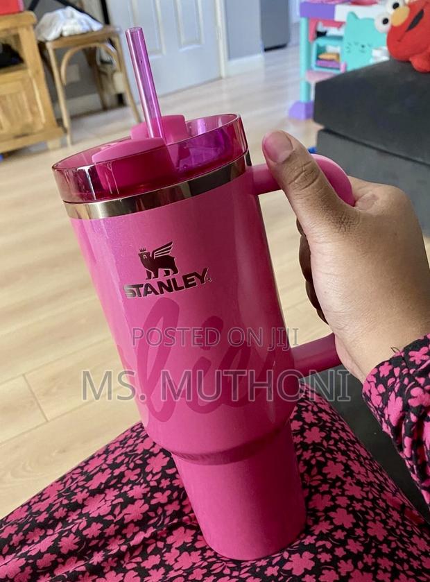 Every Day Is a Barbie Day Limited Edition  Stanley Cup - thumbnail 2