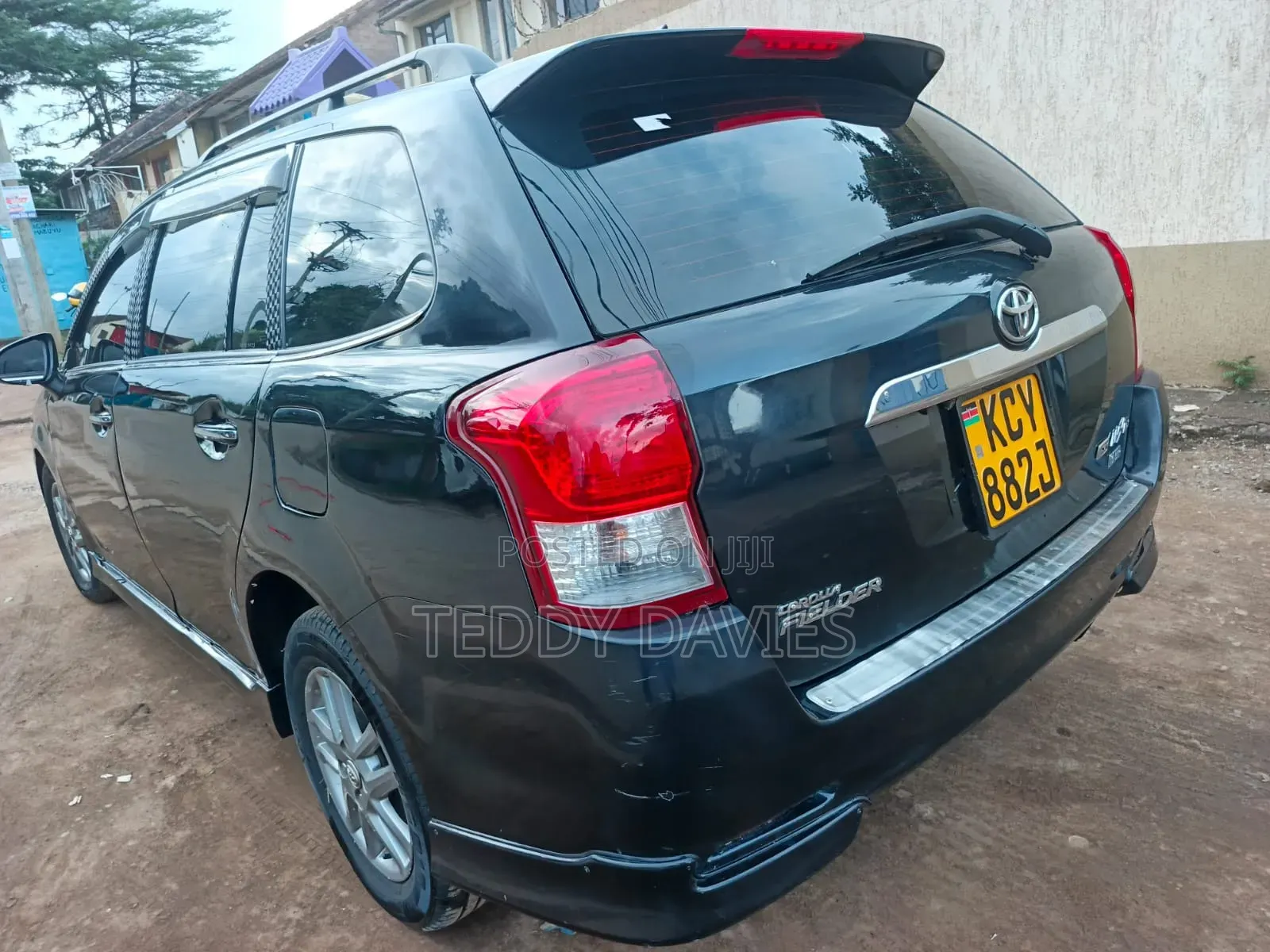 Toyota Corolla Fielder 2013 Black