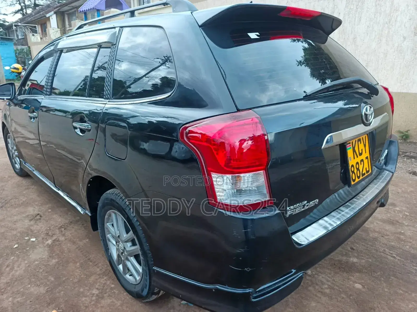 Toyota Corolla Fielder 2013 Black