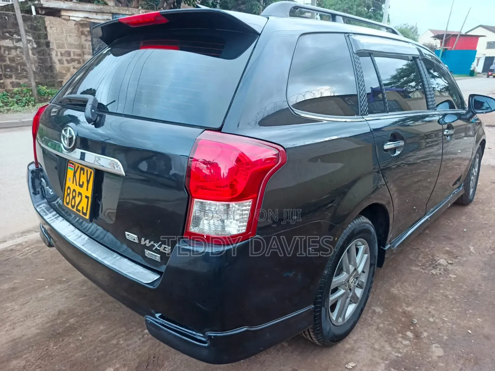 Toyota Corolla Fielder 2013 Black