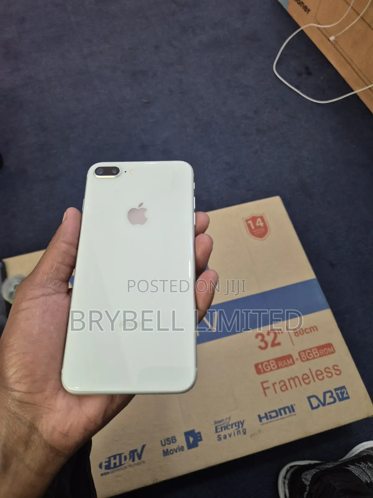 Apple iPhone 8 Plus 64 GB White