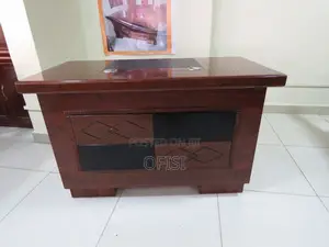 Office Desk; 1.2m Mahogany Polished Executive Office Desk