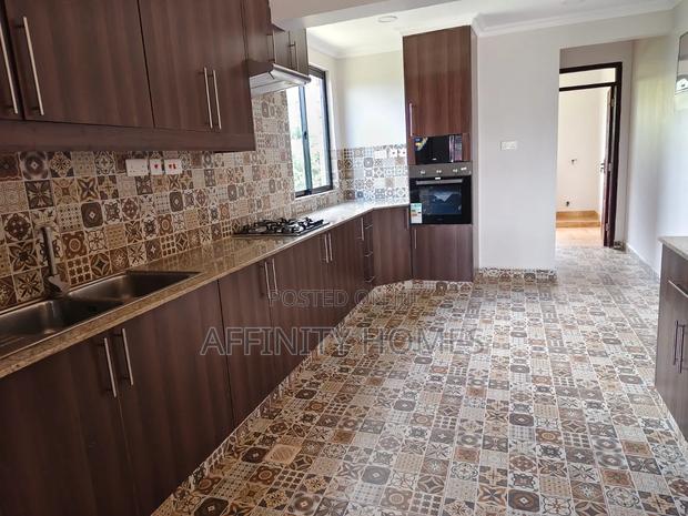 4bdrm House in Migaa, Riabai for sale - thumbnail 4