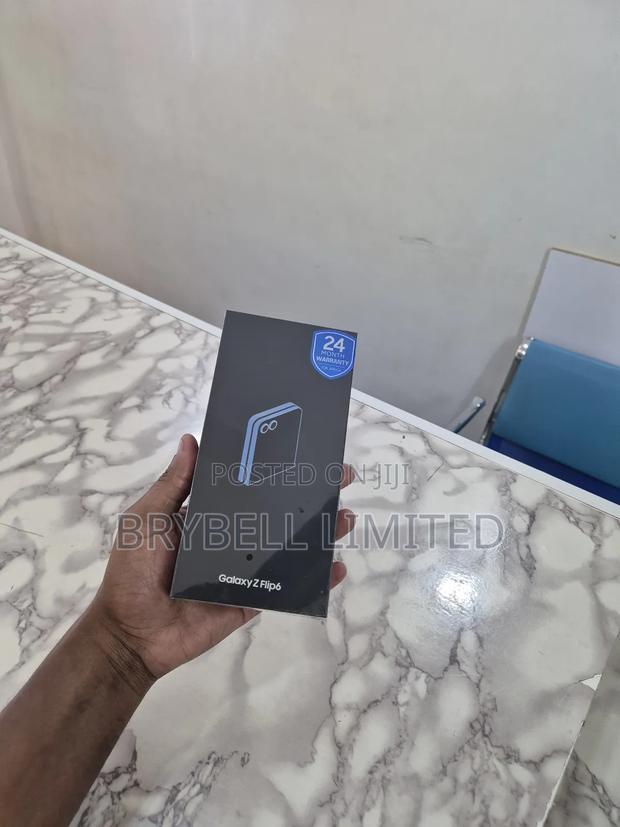 New Samsung Galaxy Z Flip6 512 GB Blue - thumbnail 5