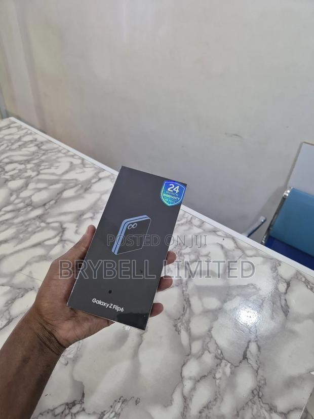 New Samsung Galaxy Z Flip6 512 GB Blue