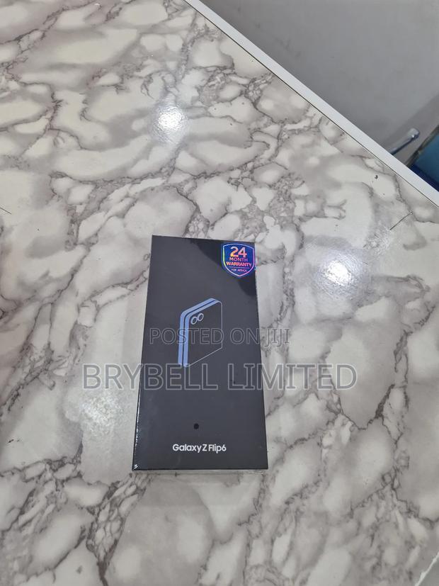 New Samsung Galaxy Z Flip6 512 GB Blue - thumbnail 7
