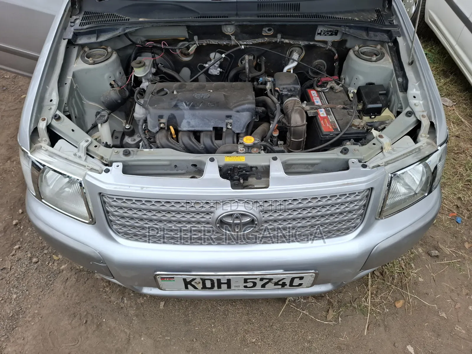 Toyota Succeed SV Premium 2014 Silver