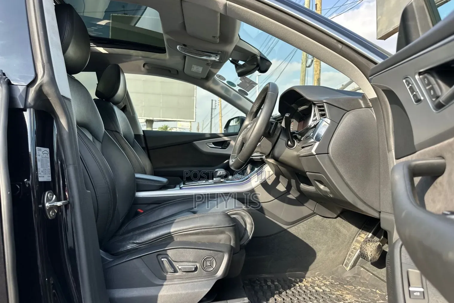 Audi Q8 3.0T Premium AWD quattro 2019 Black