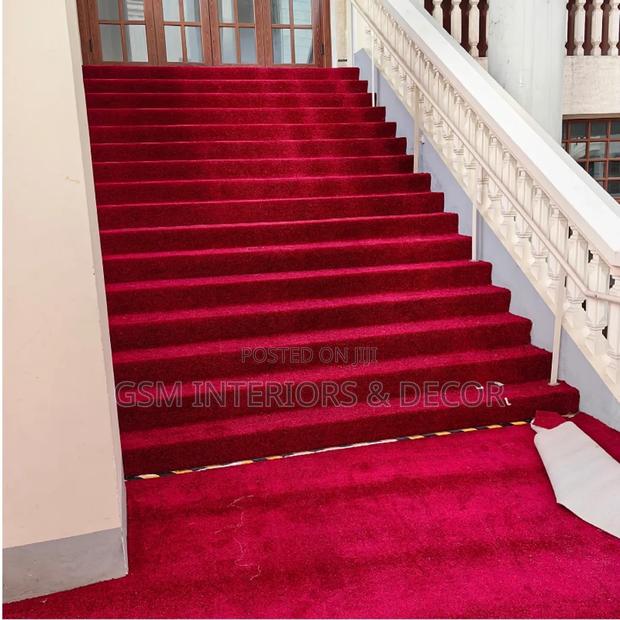 Red Carpets in Interior Decor Spaces - thumbnail 2