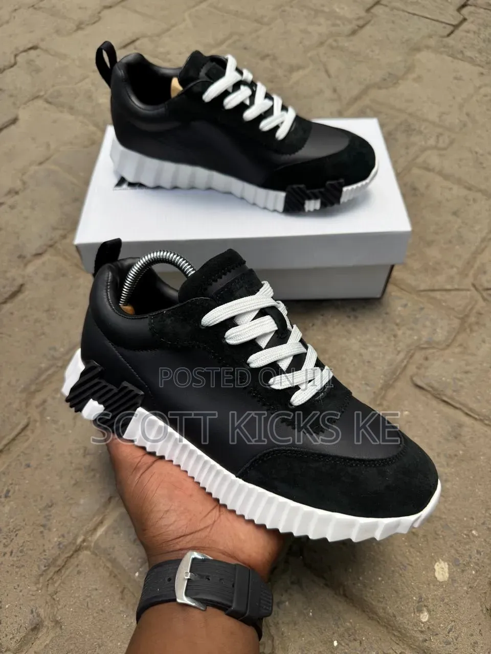 Hermes Bouncing Sneakers