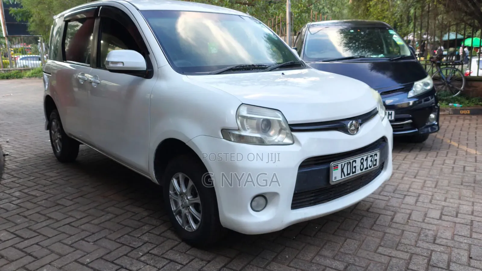Toyota Sienta 2014 White