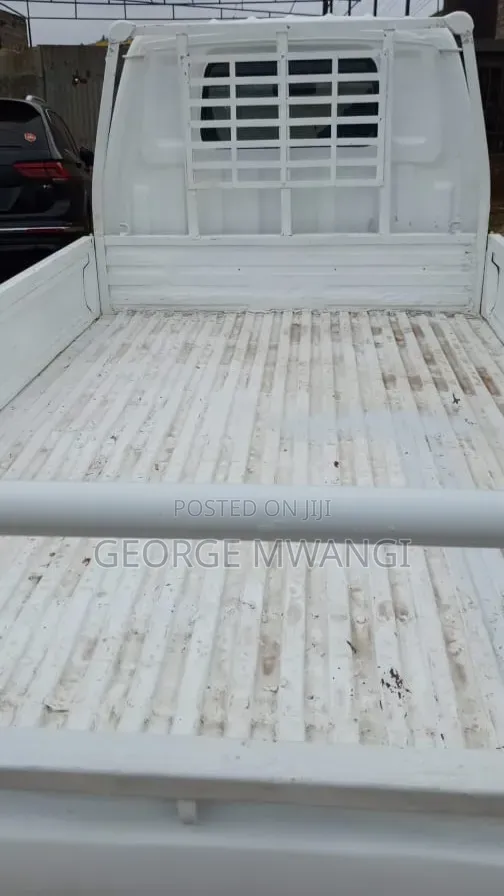 Nissan Vanette 2008 White