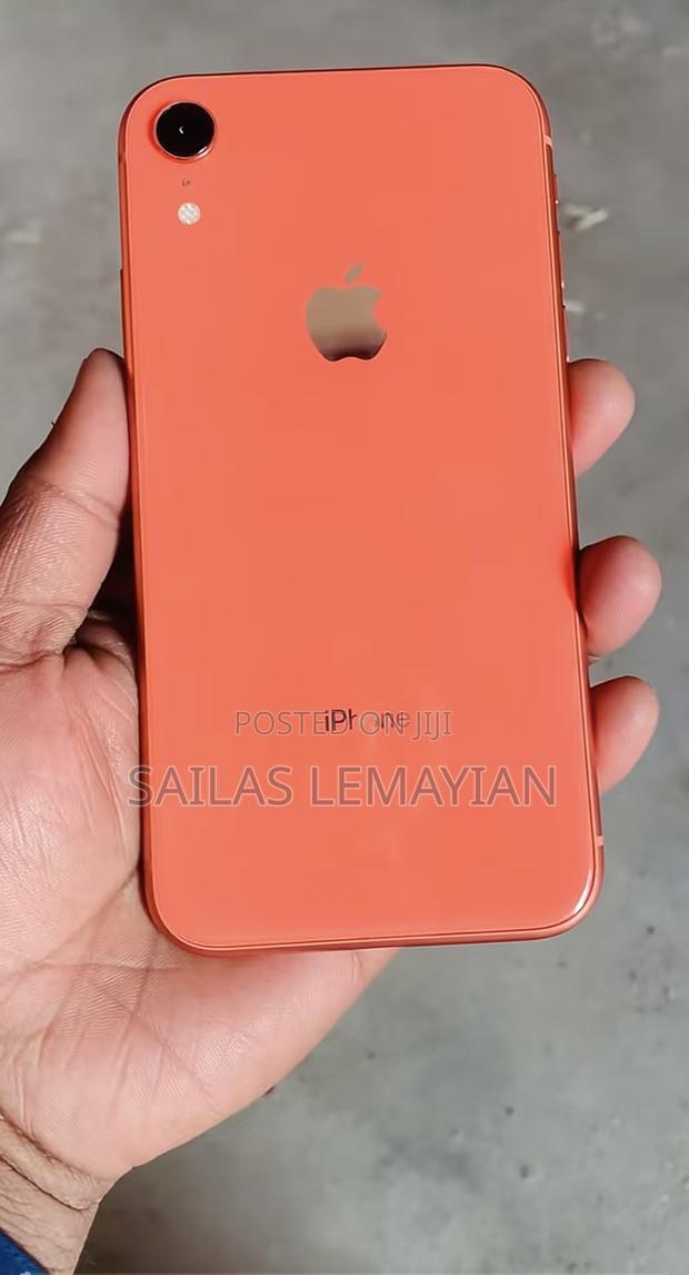 Apple iPhone XR 64 GB Orange
