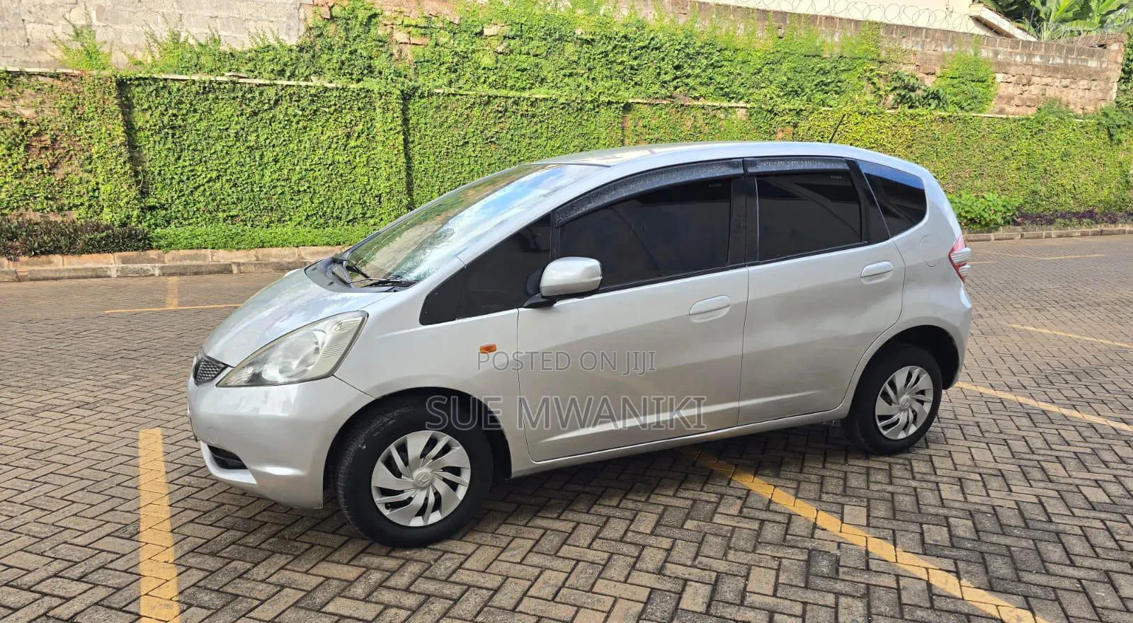 Honda Fit 2013 Silver