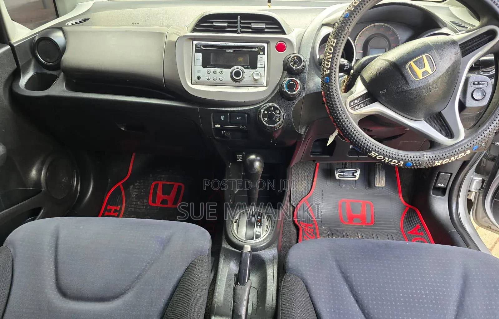 Honda Fit 2013 Silver