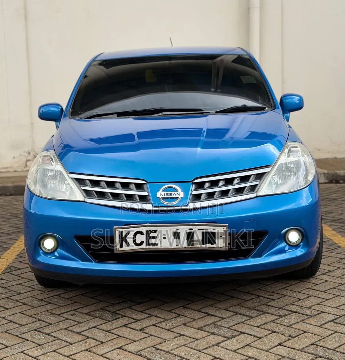 Nissan Tiida 2010 Blue