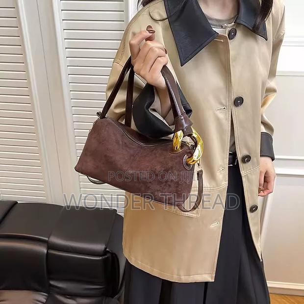 Shoulder Bags - thumbnail 5
