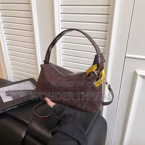 Shoulder Bags - thumbnail 6